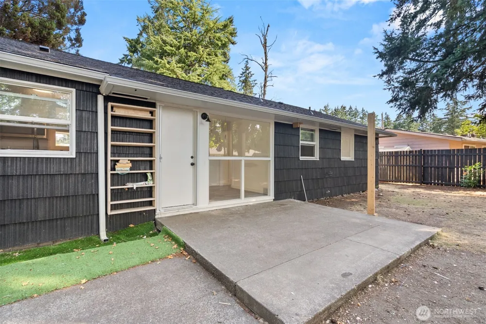 8518 Mount Tacoma Drive SW Lakewood, WA 98498