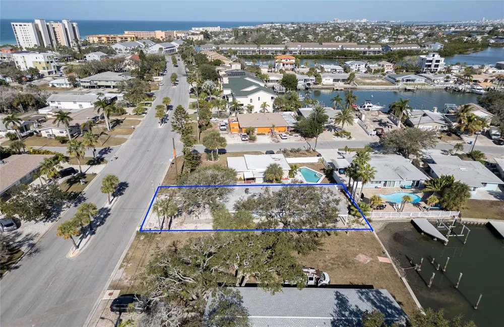 717 E GULF BOULEVARD #2 Indian Rocks Beach, FL 33785