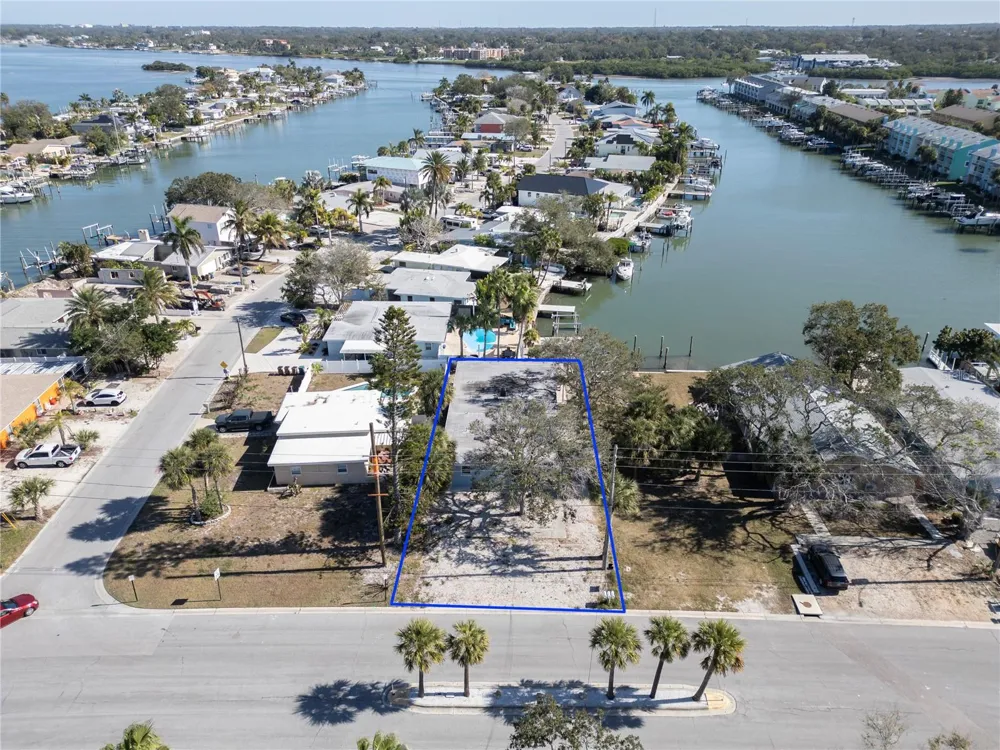 717 E GULF BOULEVARD #2 Indian Rocks Beach, FL 33785