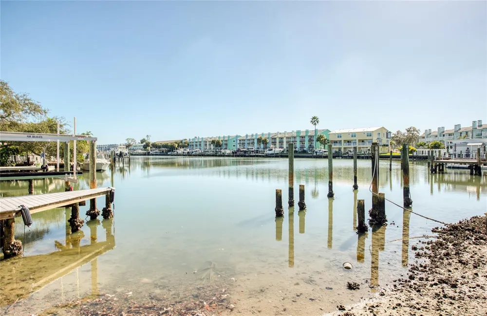 717 E GULF BOULEVARD #2 Indian Rocks Beach, FL 33785