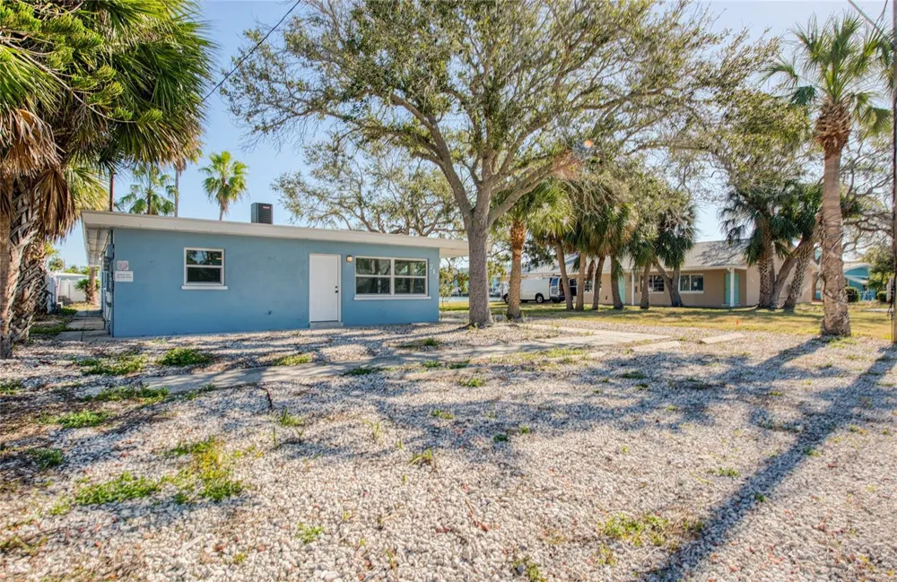 717 E GULF BOULEVARD #2 Indian Rocks Beach, FL 33785