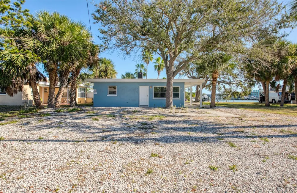 717 E GULF BOULEVARD #2 Indian Rocks Beach, FL 33785