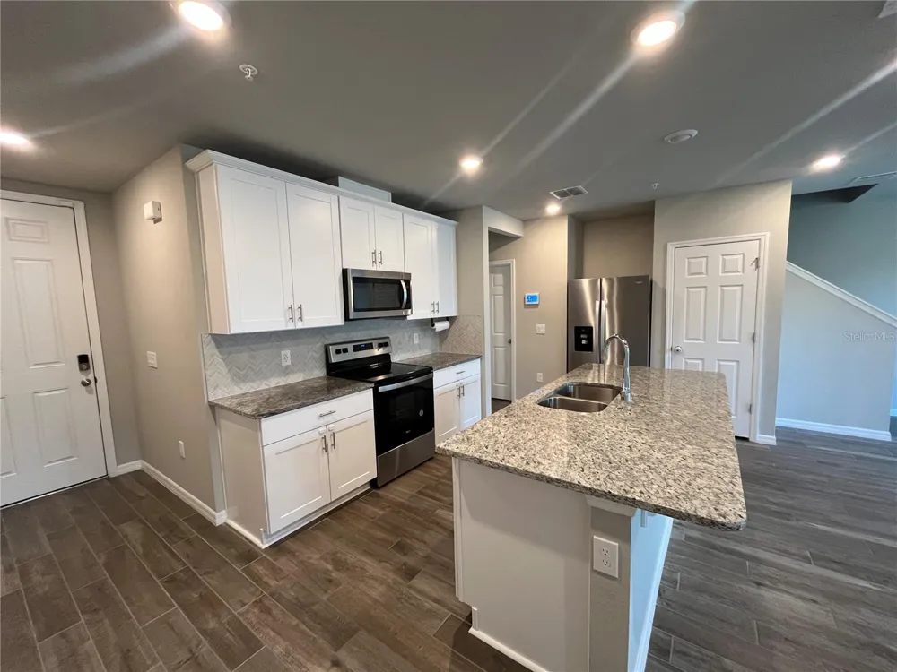2443 SWEET VIBURNUM WAY Ocoee, FL 34761
