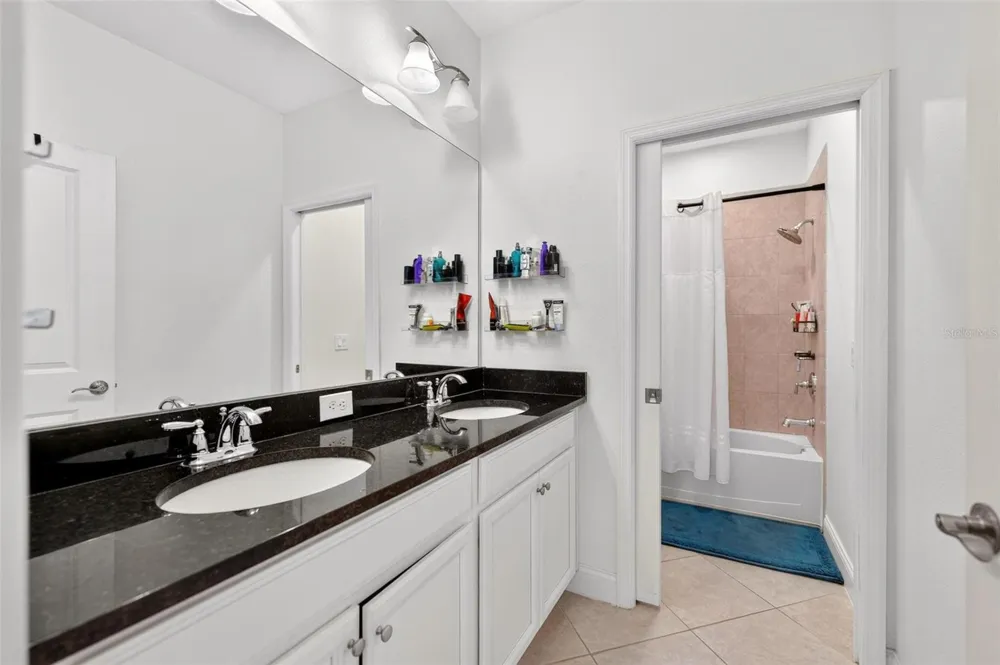 306 CAPTIVA DRIVE Davenport, FL 33896