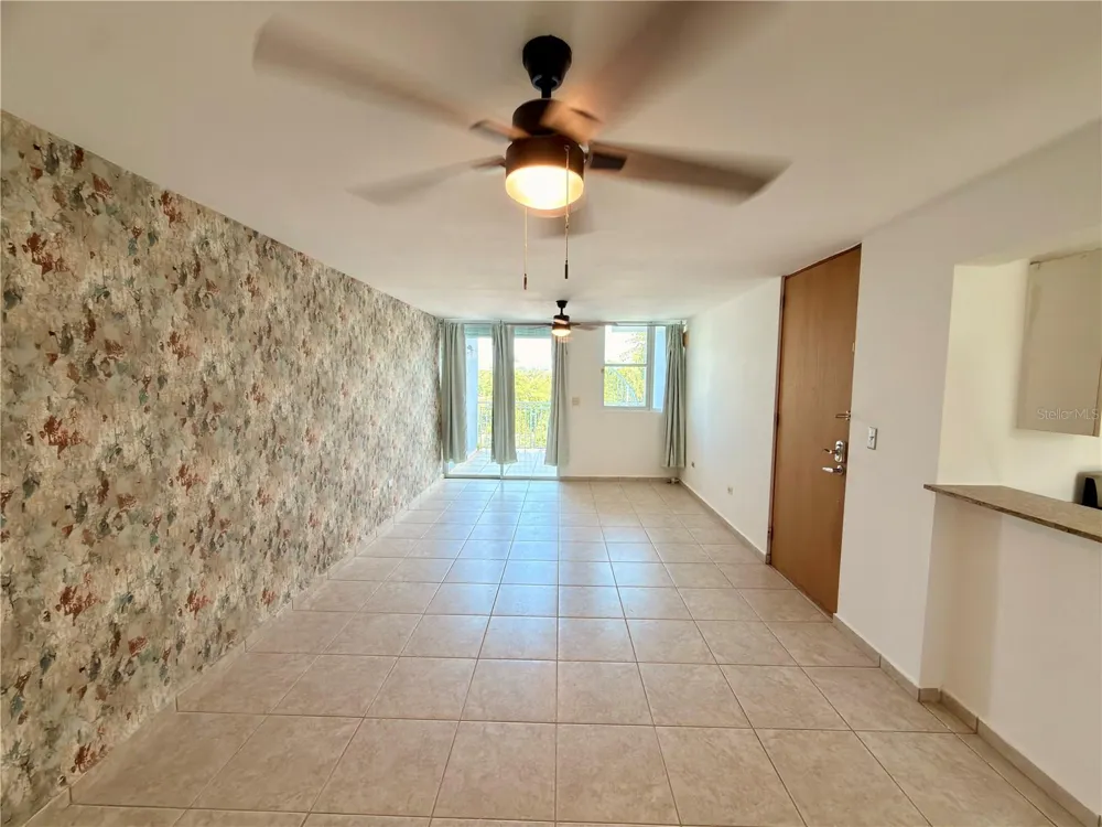 COND PASEO DEL REY #F-302 Carolina, PR 00987