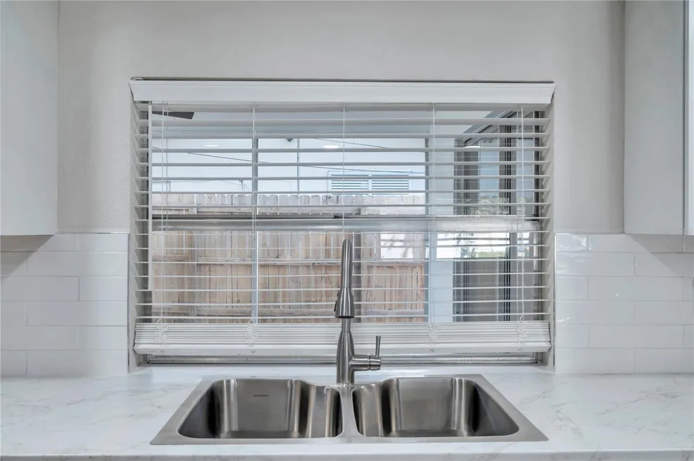 1995 MEADOW DRIVE Clearwater, FL 33763