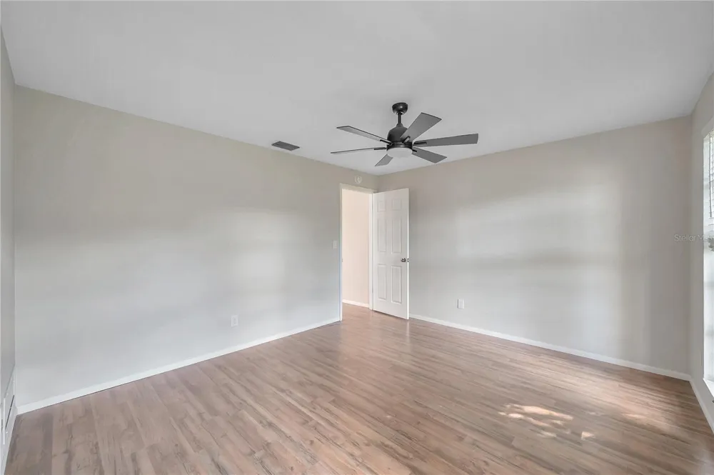 1995 MEADOW DRIVE Clearwater, FL 33763