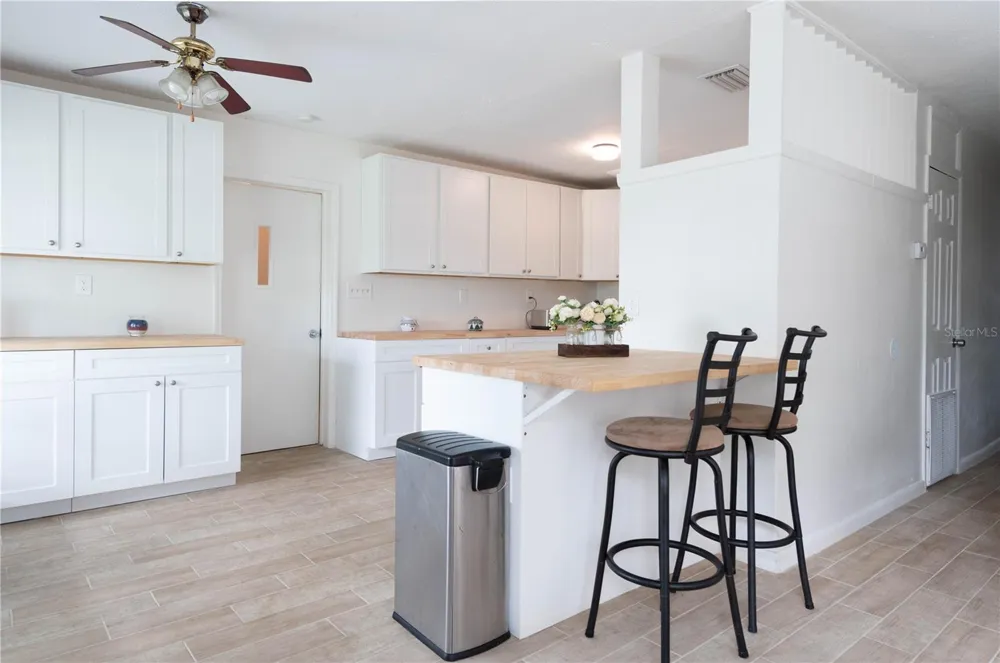 4833 CROW STREET Orlando, FL 32819