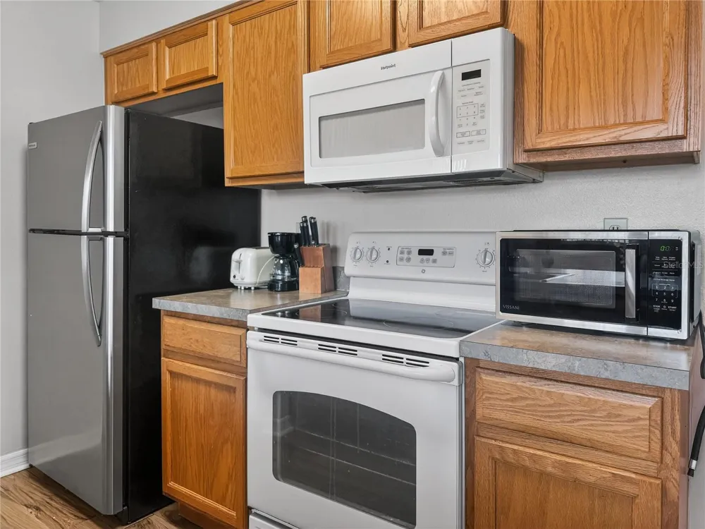 5005 LAGUNA BAY CIRCLE #22 Kissimmee, FL 34746