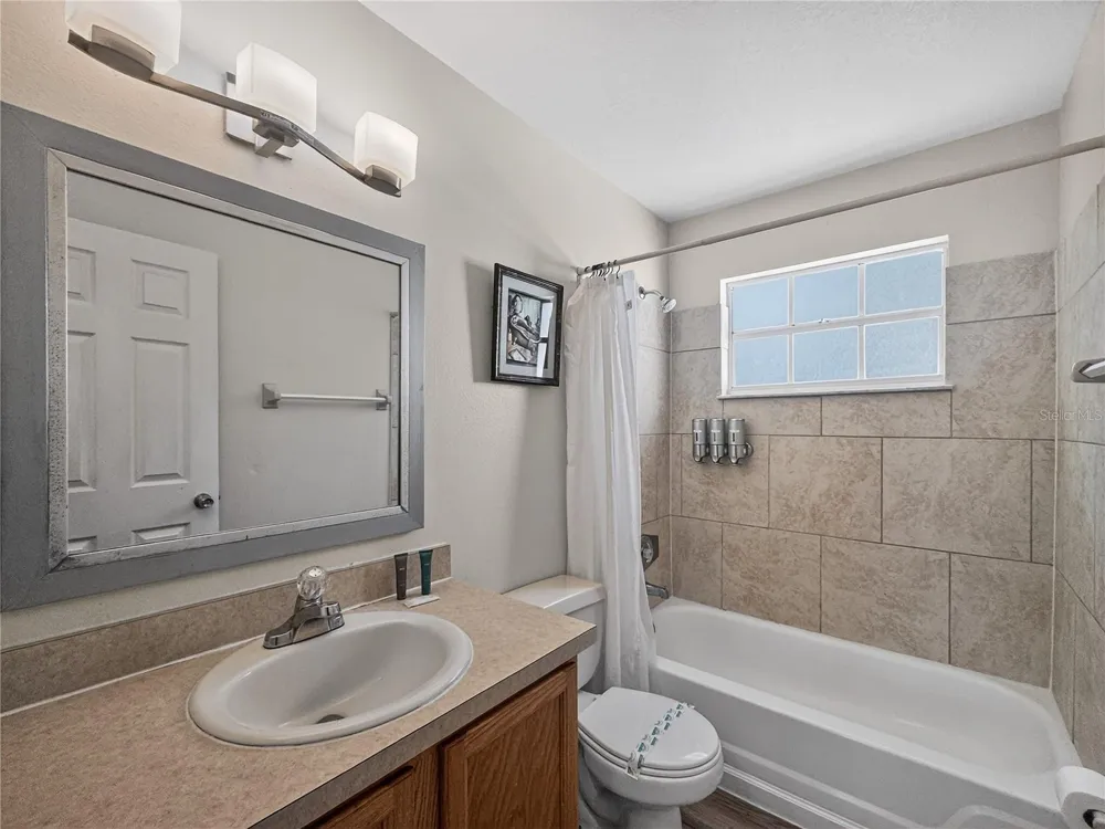 5005 LAGUNA BAY CIRCLE #22 Kissimmee, FL 34746
