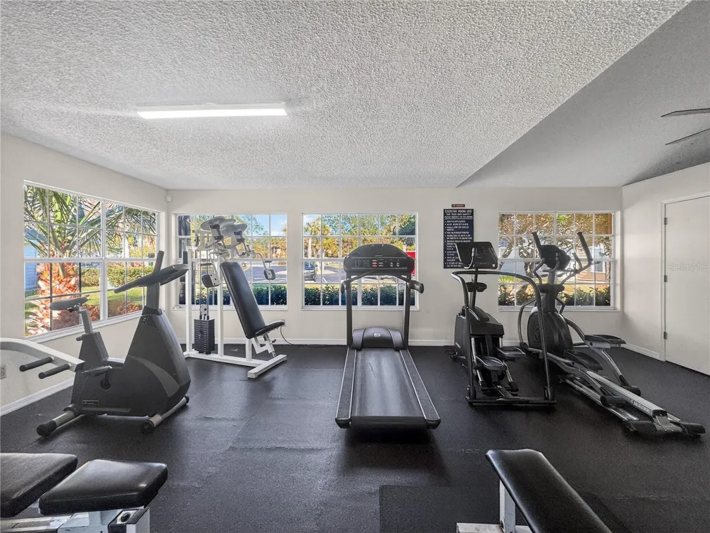 5005 LAGUNA BAY CIRCLE #22 Kissimmee, FL 34746