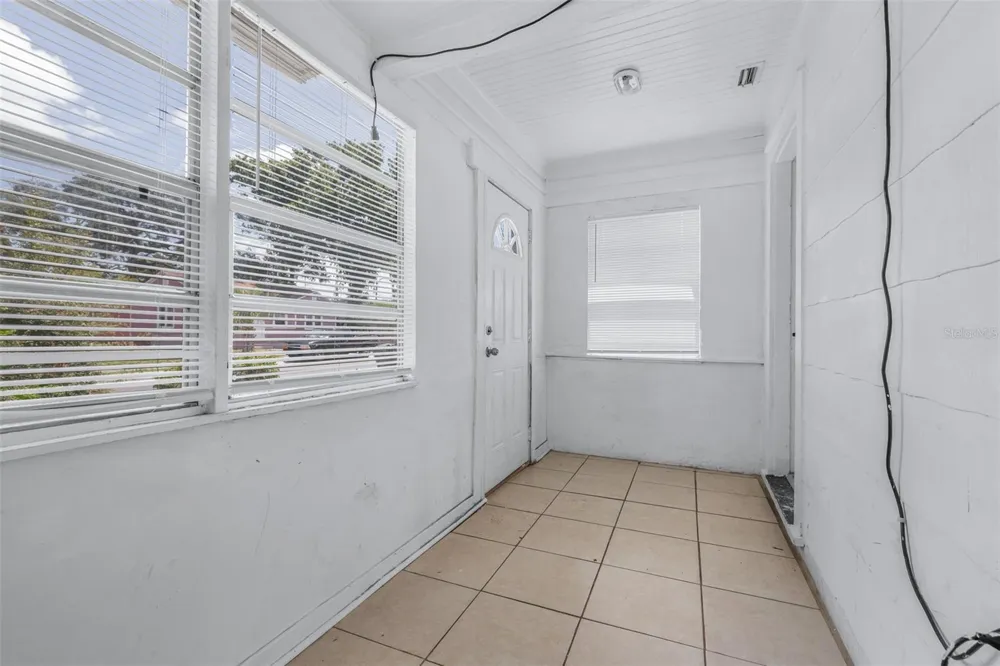 1311 PRESCOTT STREET S St Petersburg, FL 33712