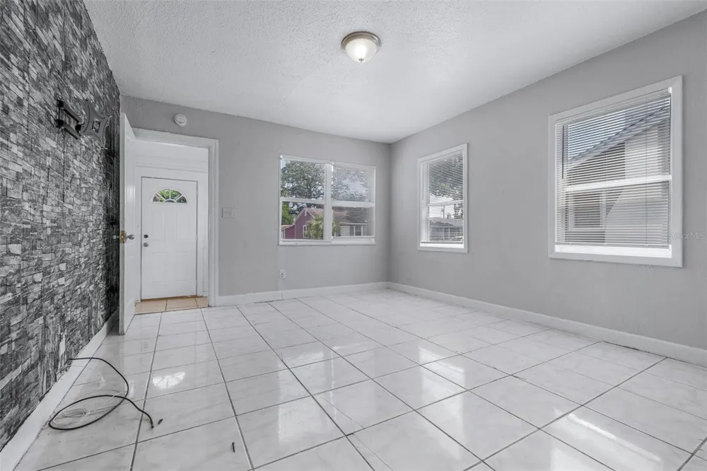 1311 PRESCOTT STREET S St Petersburg, FL 33712