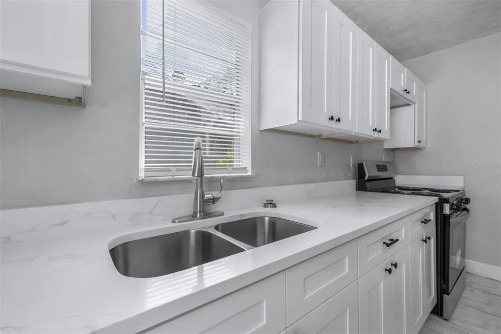 1311 PRESCOTT STREET S St Petersburg, FL 33712