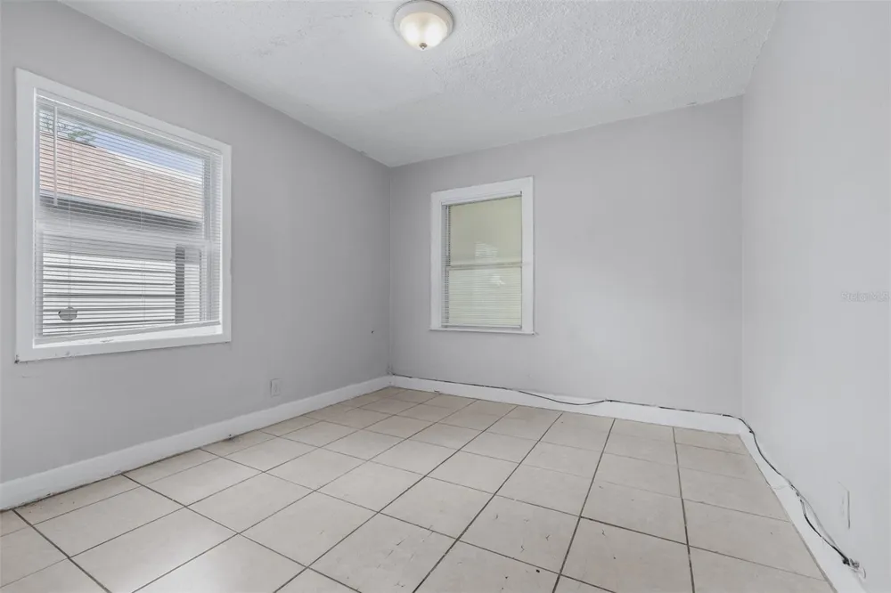 1311 PRESCOTT STREET S St Petersburg, FL 33712