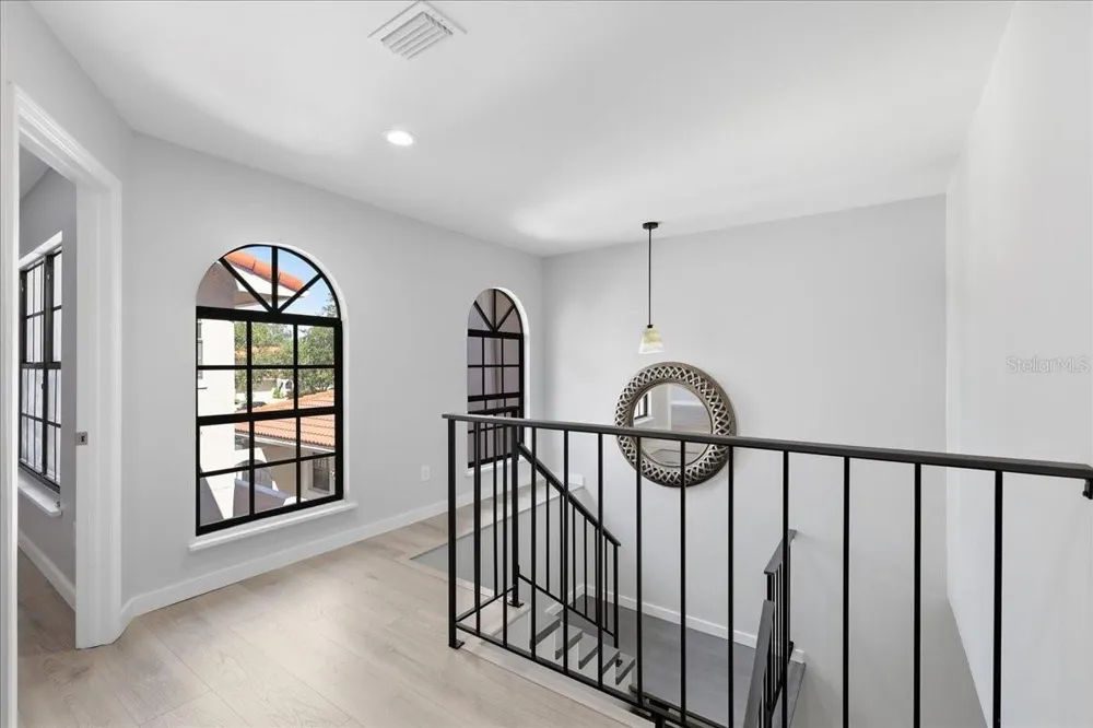 7537 FENWICK COVE LANE Orlando, FL 32819