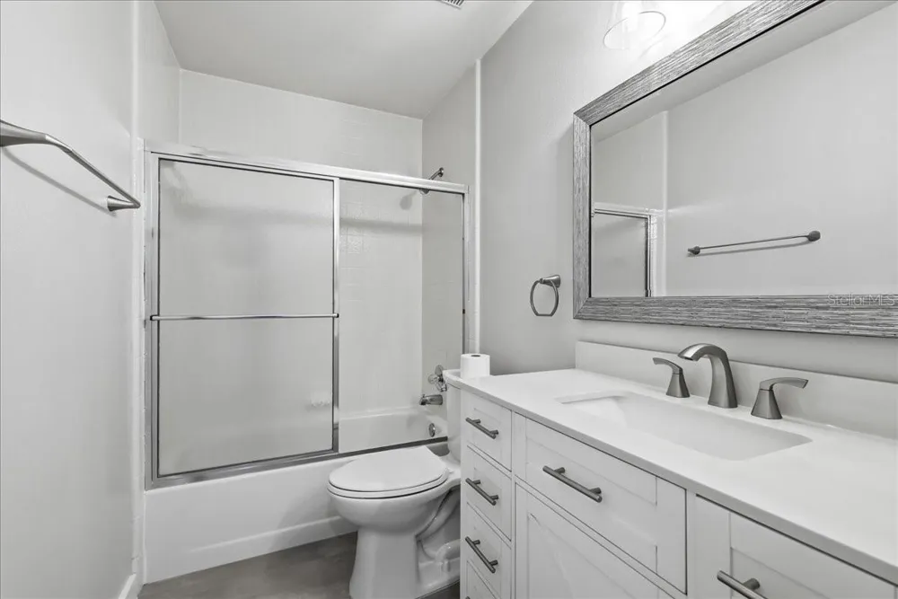 7537 FENWICK COVE LANE Orlando, FL 32819