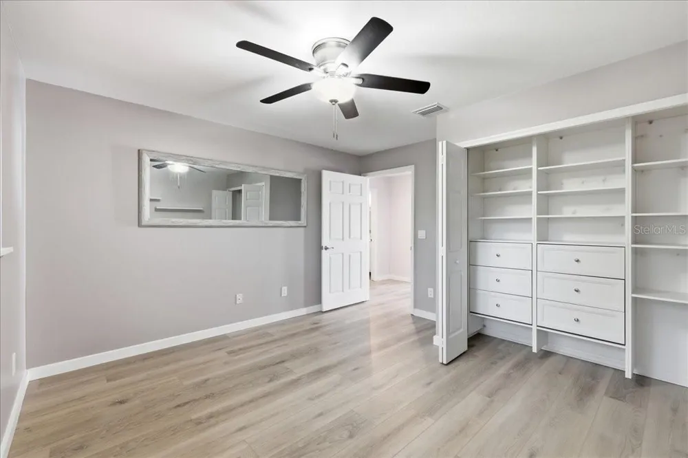 7537 FENWICK COVE LANE Orlando, FL 32819