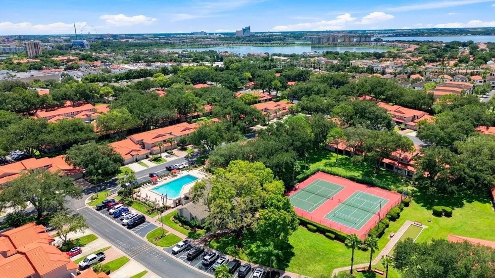 7537 FENWICK COVE LANE Orlando, FL 32819