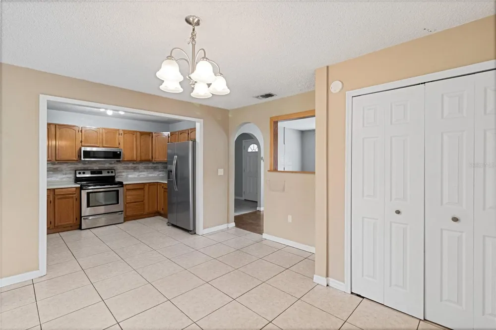 288 CHERRY LAUREL LANE Winter Haven, FL 33880
