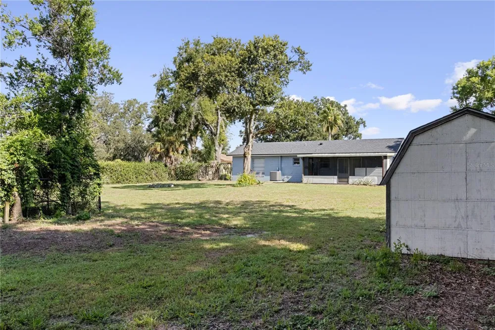 288 CHERRY LAUREL LANE Winter Haven, FL 33880