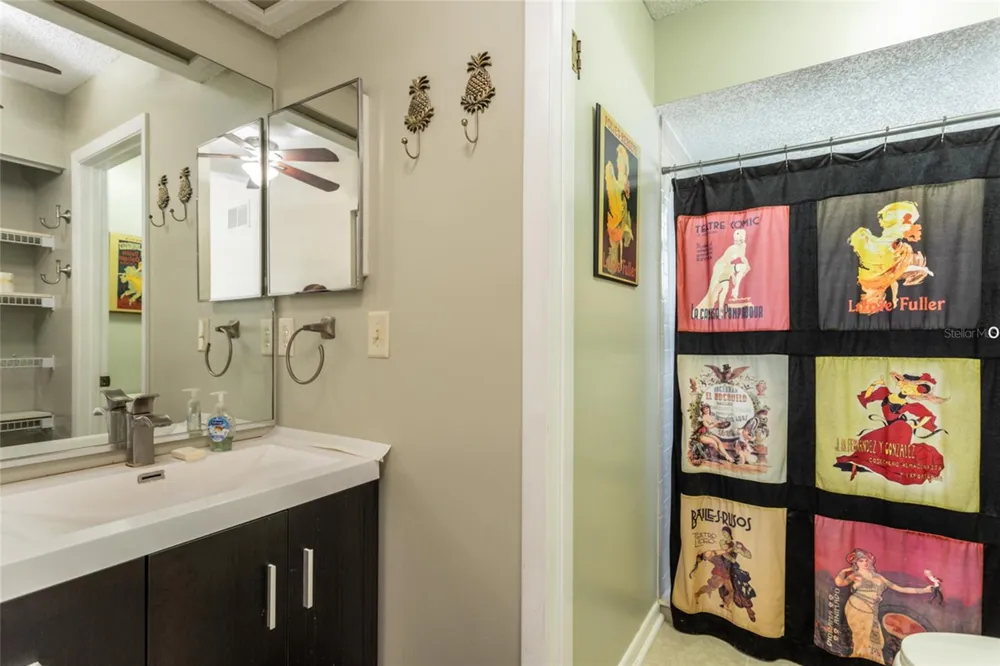 24 MEDFORD DRIVE Palm Coast, FL 32137