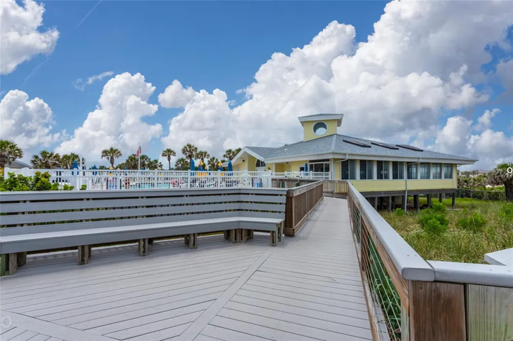 24 MEDFORD DRIVE Palm Coast, FL 32137