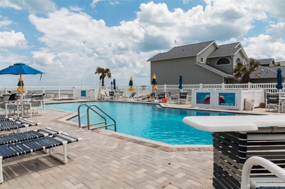 24 MEDFORD DRIVE Palm Coast, FL 32137