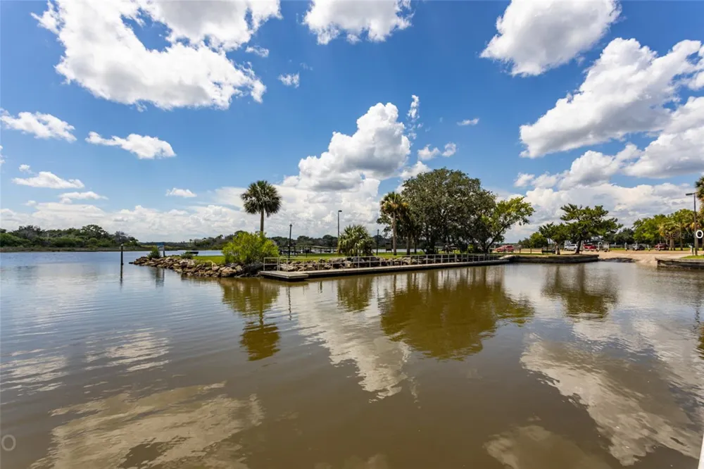 24 MEDFORD DRIVE Palm Coast, FL 32137
