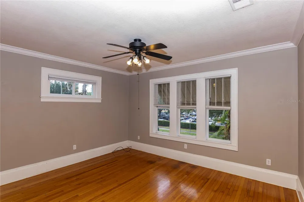 613 E RIDGEWOOD STREET #5 Orlando, FL 32803