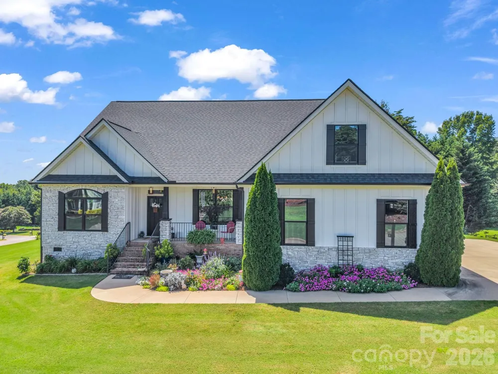 718 Tinsberry Lane Inman, SC 29349