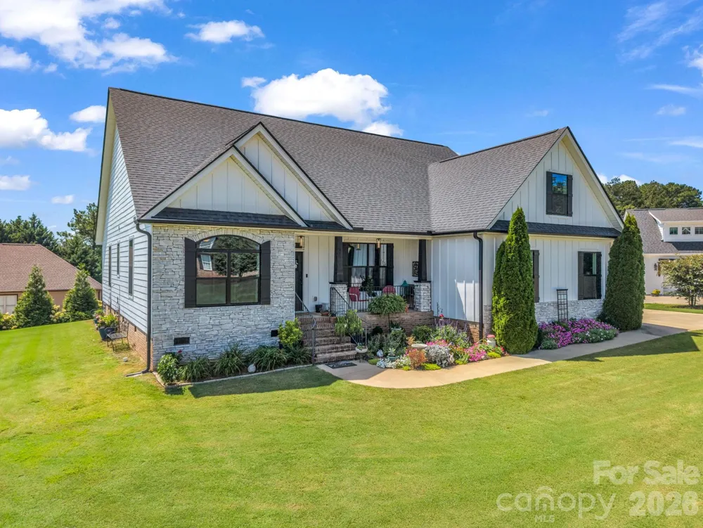 718 Tinsberry Lane Inman, SC 29349