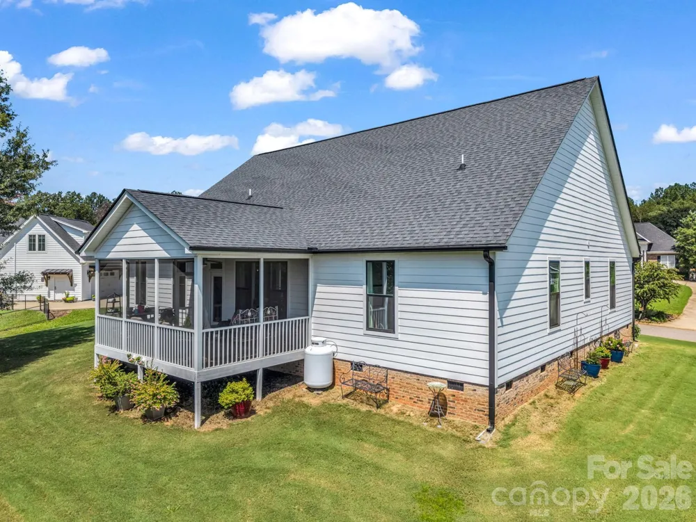 718 Tinsberry Lane Inman, SC 29349
