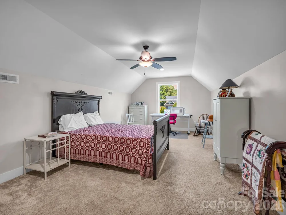 718 Tinsberry Lane Inman, SC 29349