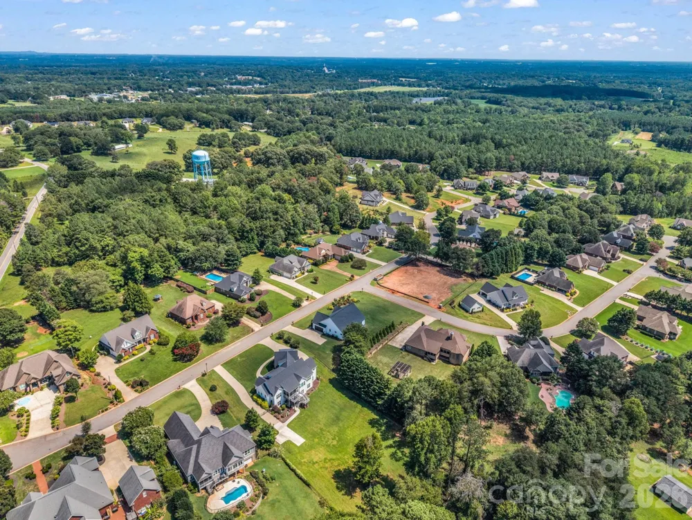 718 Tinsberry Lane Inman, SC 29349
