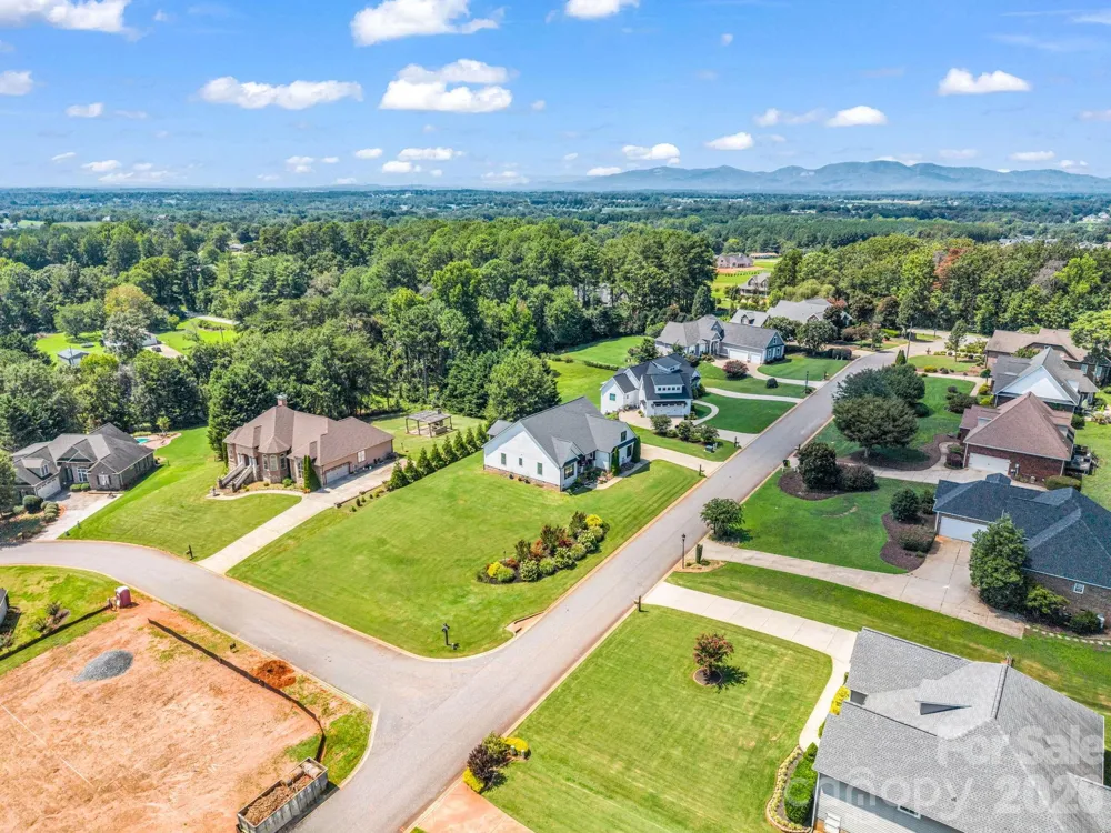 718 Tinsberry Lane Inman, SC 29349