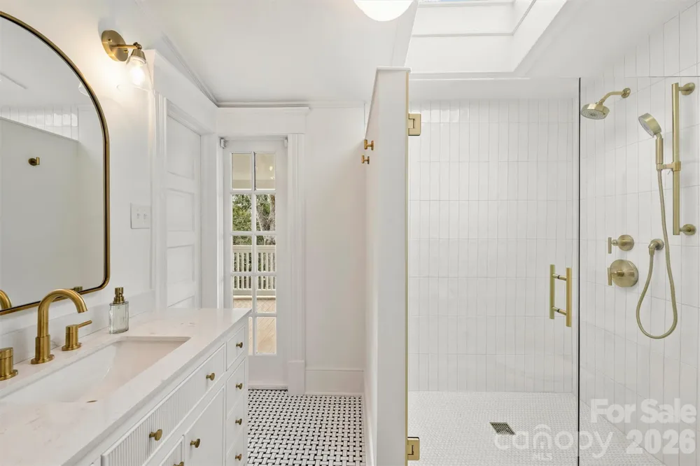 320 E Worthington Avenue Charlotte, NC 28203