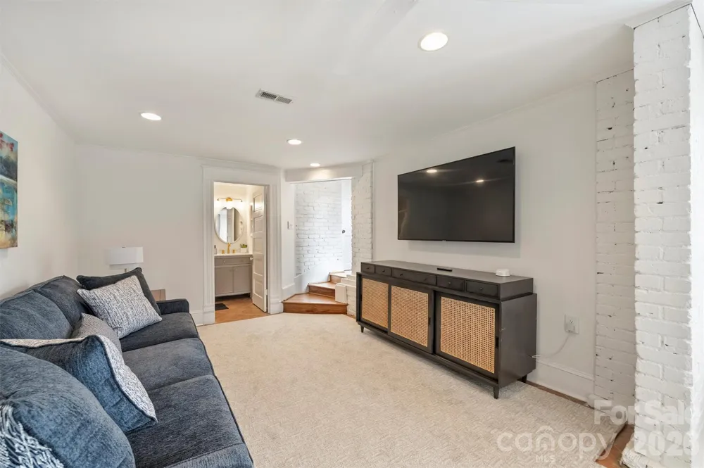 320 E Worthington Avenue Charlotte, NC 28203