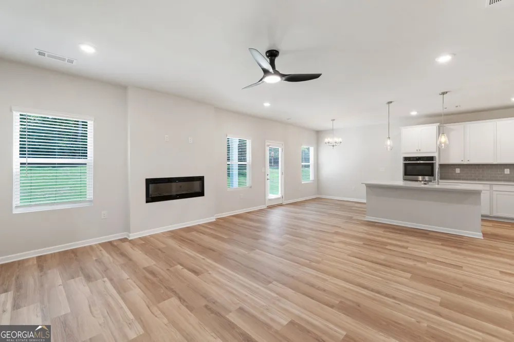 1219 DICKENS RD Greensboro, GA 30642