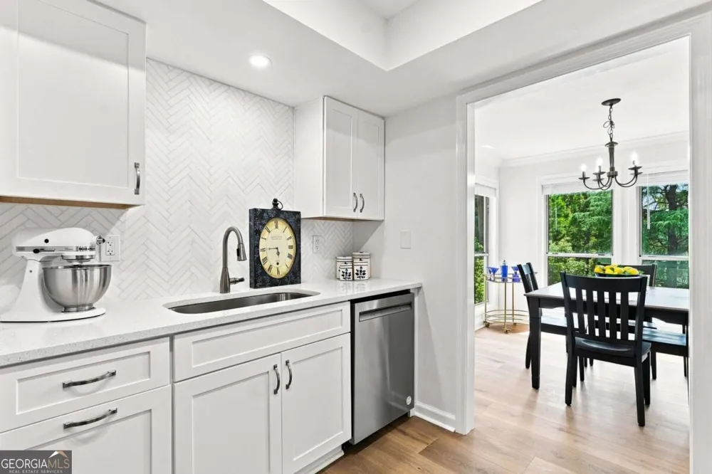 1003 Canyon Point CIR Roswell, GA 30076
