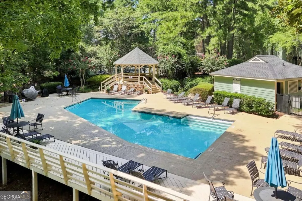1003 Canyon Point CIR Roswell, GA 30076