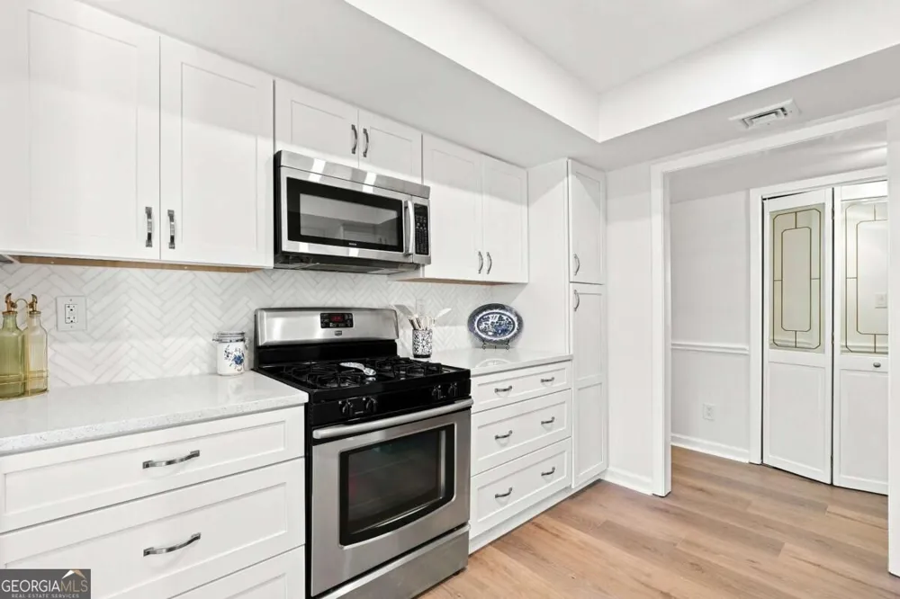 1003 Canyon Point CIR Roswell, GA 30076