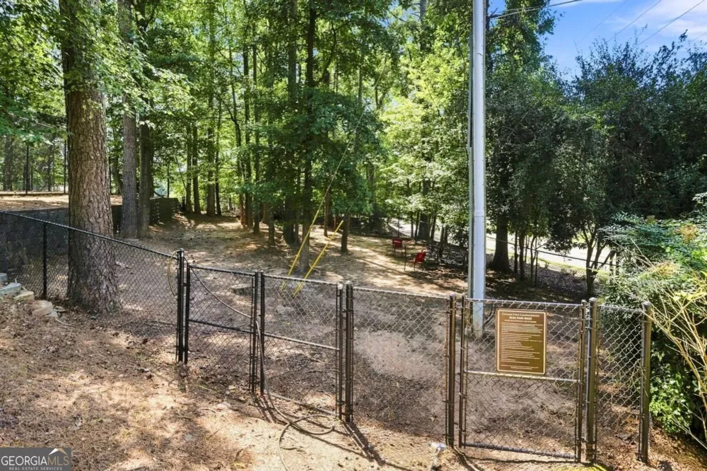 1003 Canyon Point CIR Roswell, GA 30076
