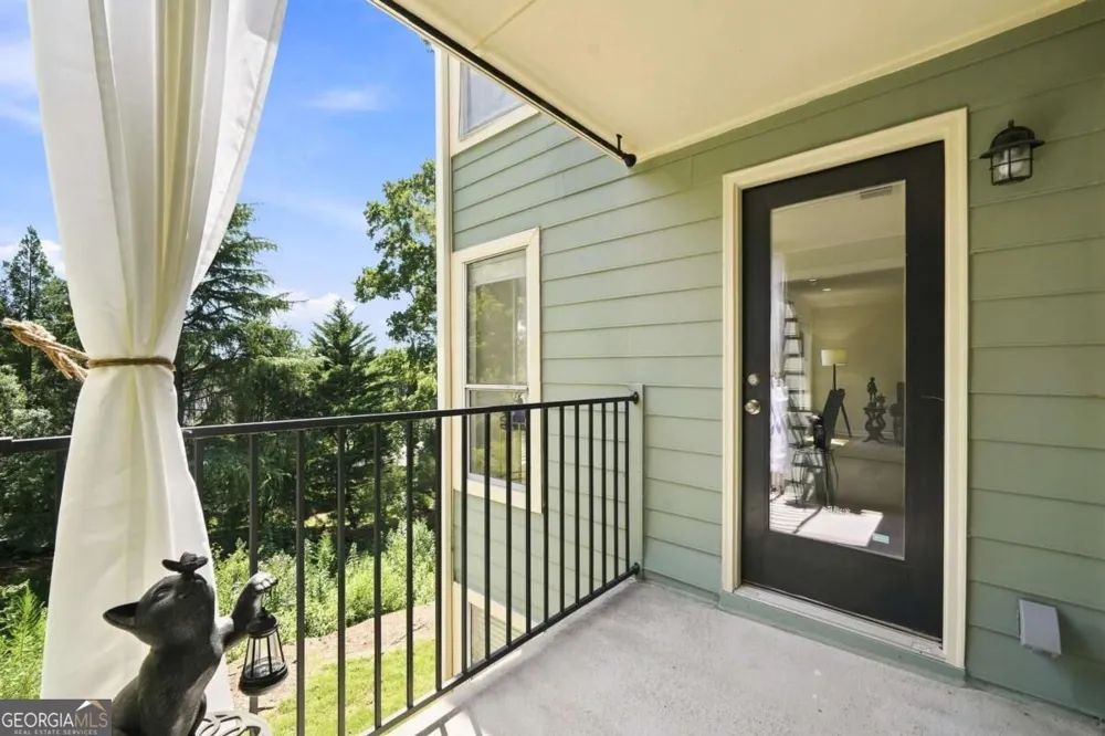 1003 Canyon Point CIR Roswell, GA 30076