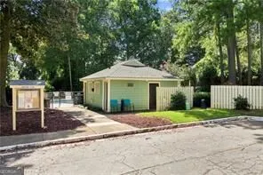 1003 Canyon Point CIR Roswell, GA 30076