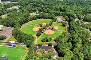 1003 Canyon Point CIR Roswell, GA 30076
