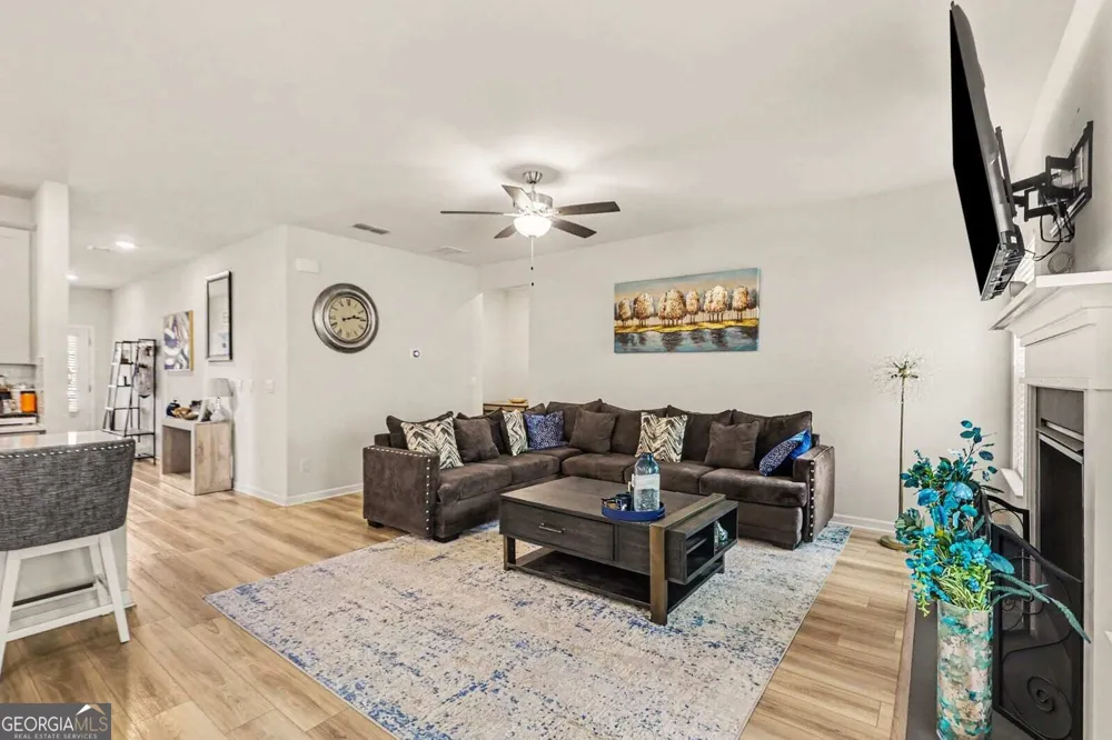 7789 Richmond TRL Fairburn, GA 30213