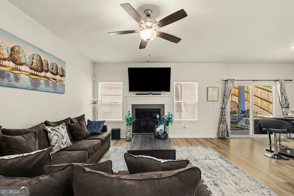 7789 Richmond TRL Fairburn, GA 30213