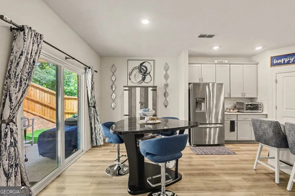 7789 Richmond TRL Fairburn, GA 30213