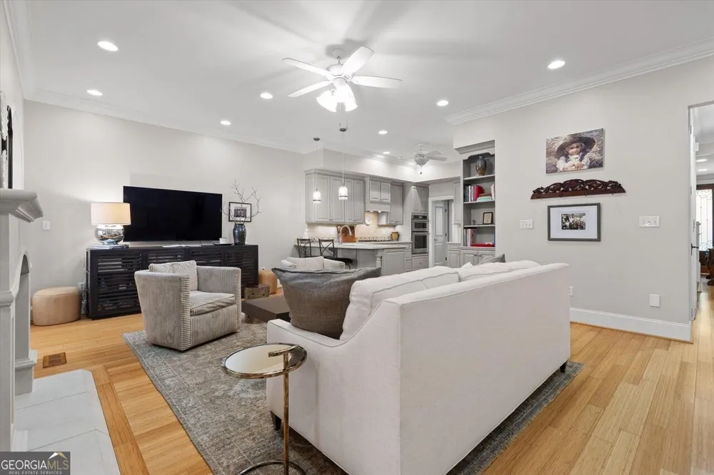 224 Cherry ST Chattanooga, TN 37403